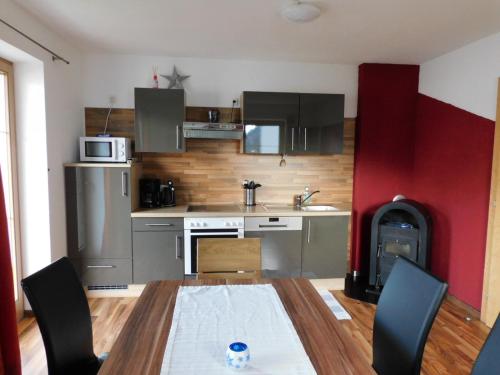  Apartment Gitti in Hart im Zillertal