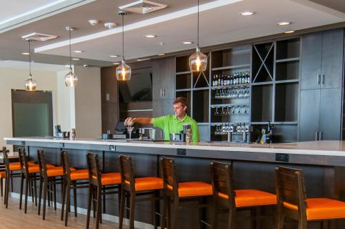 Holiday Inn - New Orleans Airport North an IHG Hotel - image 6