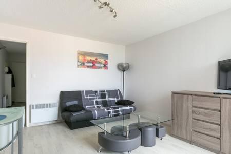 BEL APPARTEMENT T2 LOGGIA ET PARKING