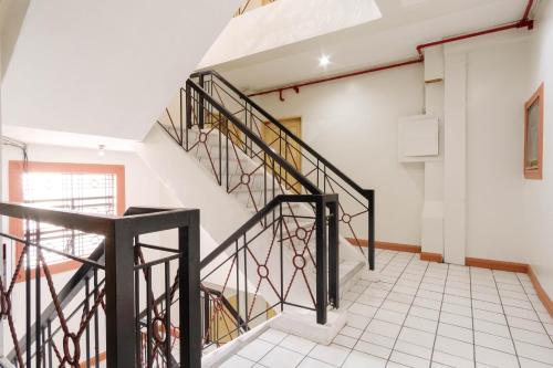 Einrichtungen, RedDoorz Plus near Johnson and Johnson Paranaque in Parañaque