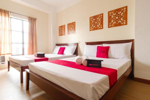 RedDoorz Plus near Johnson and Johnson Paranaque, Manila