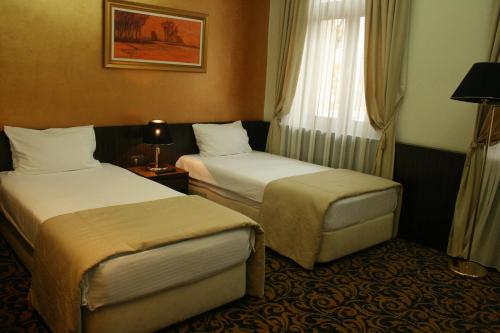 Hotel Hercegovina - Tap to explore photos