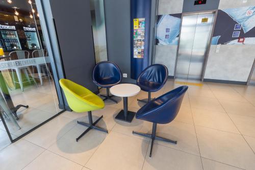 Küche, ibis budget Blumenau in Blumenau