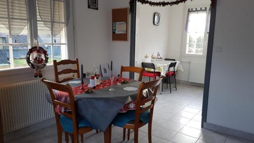 บริการและสิ่งอำนวยความสะดวก, Gite LOCMOUSTERU in โปลเคร็ก ซูร์ อูเฌอนง