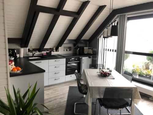 Apartment Elegance in 郊區