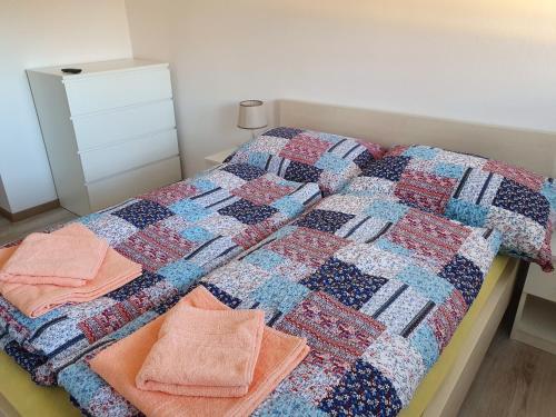 1 double bed