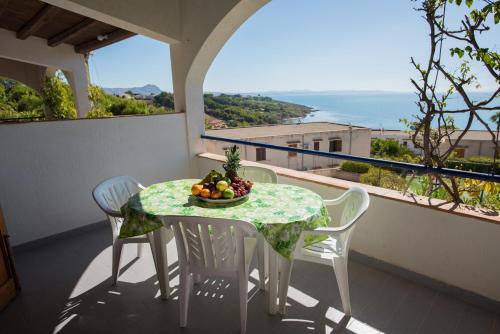 Holiday home in Sciacca Mare: Tennis / Soccer field, barbecue, wifi, cooking are