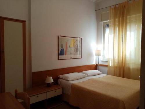 1 twin bed