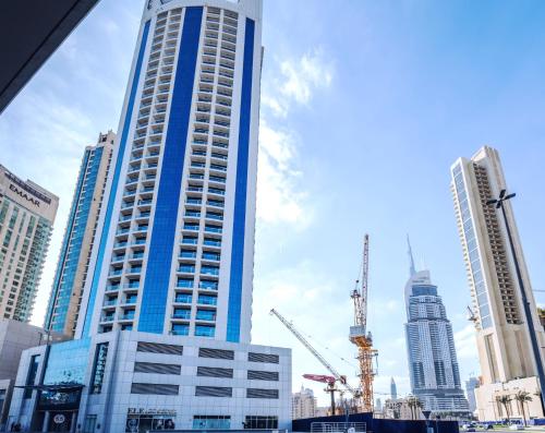 Near Burj Khalifa, DownTown - Burj Al Nujoom, Dubaj (fotografie 9)