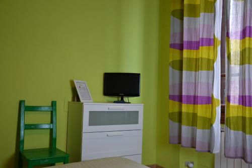 Sleeps 2