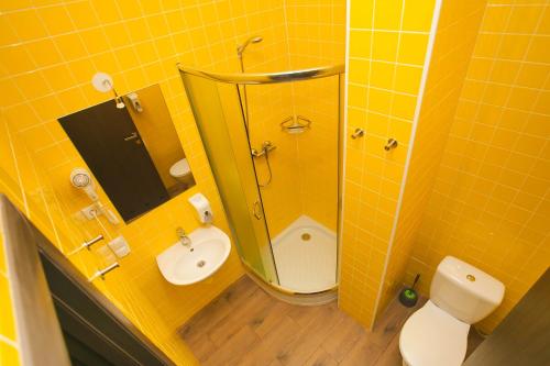 DREAM Hostel Khmelnytskyi - image 6