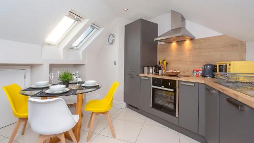 The Atico Spacious Duplex Luxury Apartment