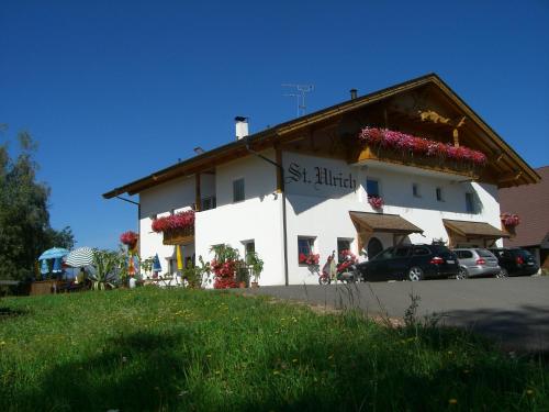 Gasthof St. Ulrich - Hotel - Meltina