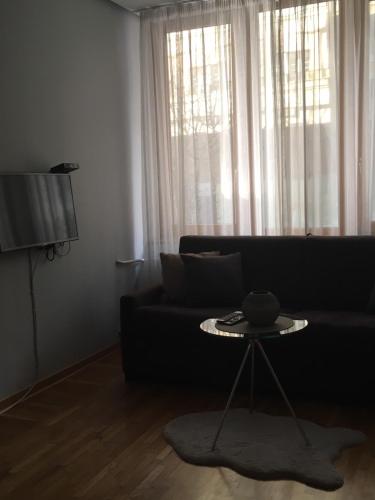 L9 Top Central Rooms and Apartments 2 - main image