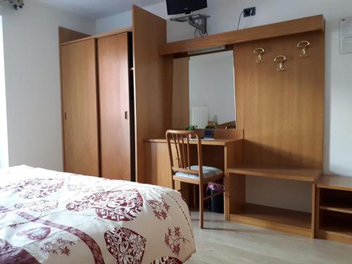 Hotel Panorama - image 6