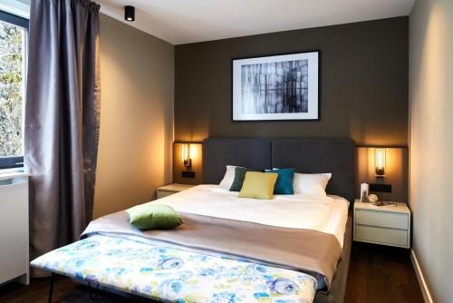 Three-Bedroom Apartment with Terrace