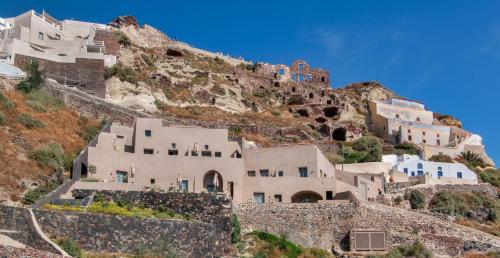 Old Castle Oia