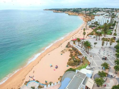 Apartment Algarve - Beach Front - Free Wifi - Air Con