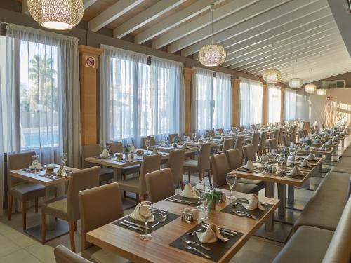 BQ Can Picafort Hotel - image 7