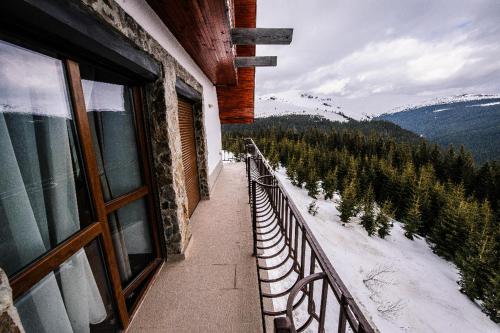 Erkély/terasz, Antonia Spa 180 Panaromic View in Ranca - Novaci