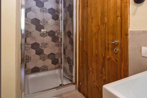Appartamento Montale - image 5