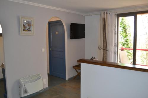 Iekārtas, Maison de la Vigne in Venzolasca