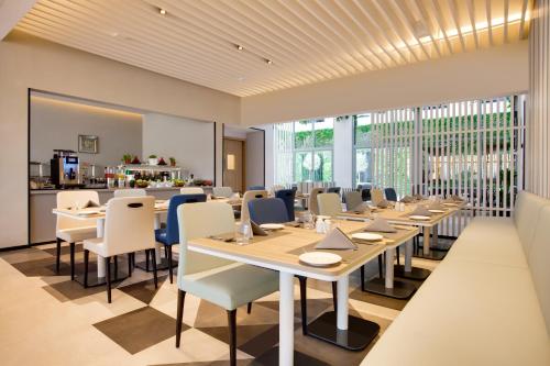 Lemon Tree Hotel Jumeirah Dubai - image 5