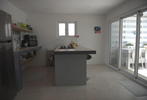 Sunny Hill Apartment in Salina