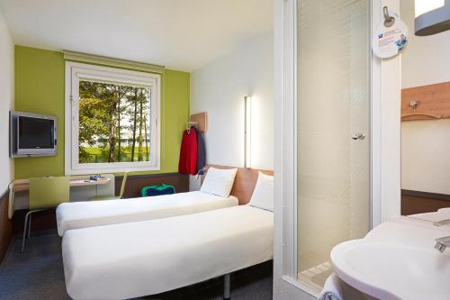 ibis budget Katowice Centrum - image 10
