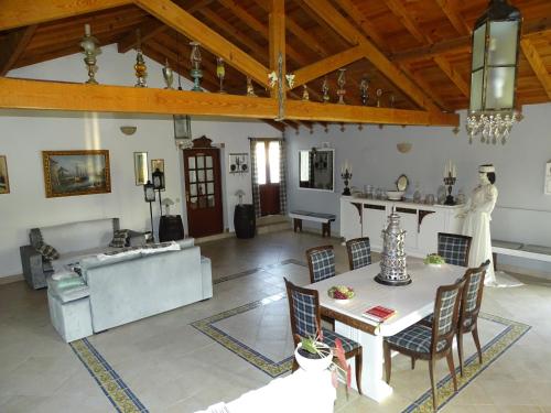 Quinta Camargue in Sela