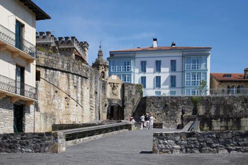 Hondarribia Suites - image 9
