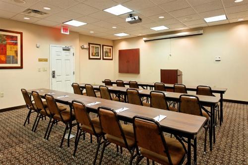 Candlewood Suites Tuscaloosa, an IHG Hotel