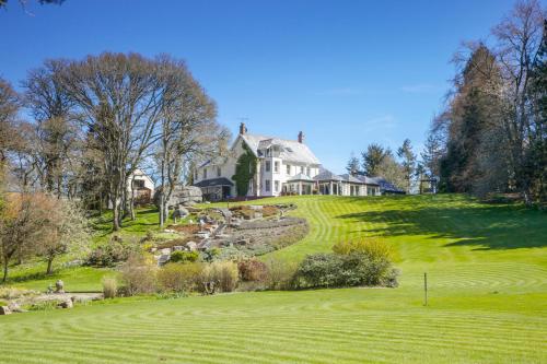 Gidleigh Chateau Sleeps 14 Pool Wifi