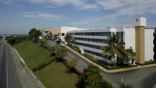 Photo - Holiday Inn - Villahermosa Aeropuerto, an IHG Hotel