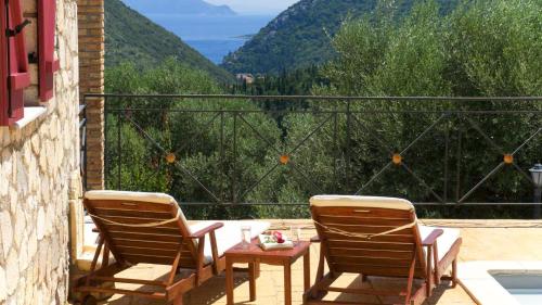 Lachos Villa Sleeps 4 with Pool Air Con and WiFi in Pilikáta
