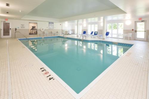 泳池, Holiday Inn Express & Suites Portage By IHG in 波塔吉(IN)