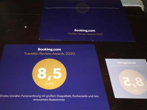 Direkte Uninahe: Ferienwohnung mit großem Doppelbett, Kuchenzeile und neu renoviertem Badezimmer
