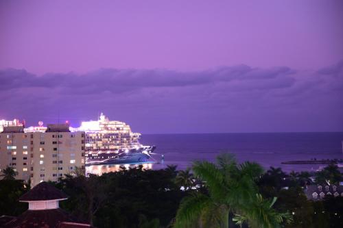 Hillview at Mystic Ridge in Ocho Rios