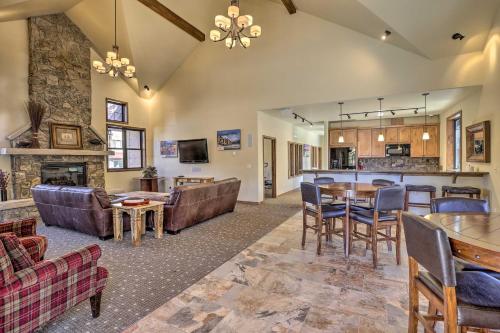 Condo Less Than half Mile from Shuttle to Winter Park Resort - image 12