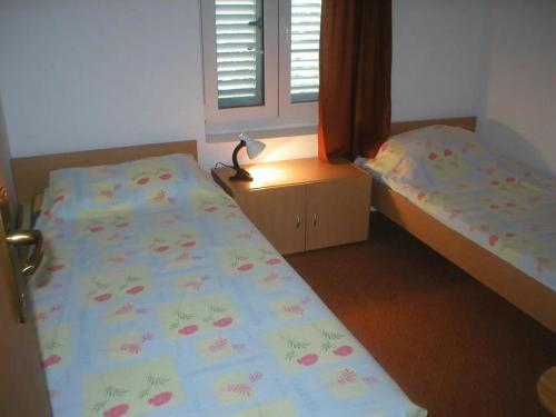 Apartments with WiFi Silba - 17866 - image 8