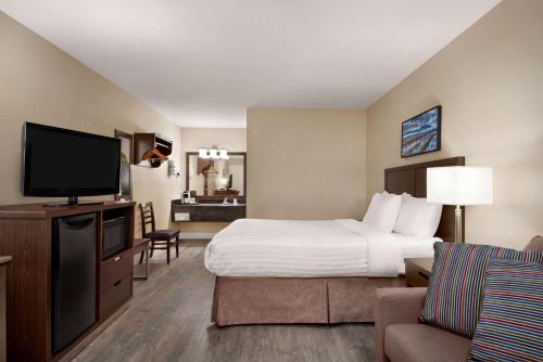 Travelodge by Wyndham Salmon Arm BC