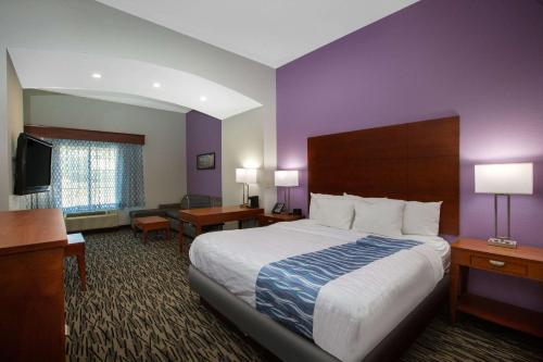 圖珀洛溫德姆拉昆塔套房酒店 (La Quinta Inn & Suites by Wyndham Tupelo) in 圖珀洛 (MS)