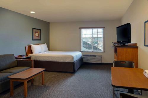 WoodSpring Suites Washington DC Andrews AFB