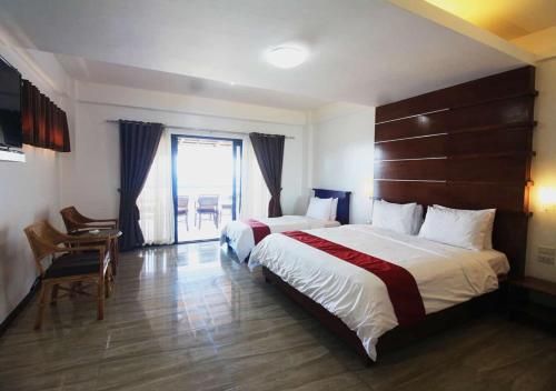 room detail thumbnail 0