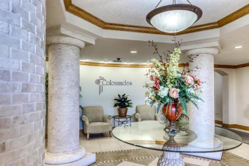 The Colonnades - main image