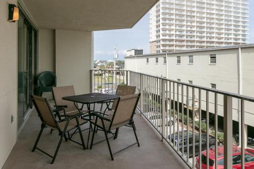 Gulf Village #215 - image 8
