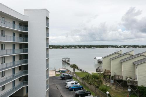 Gulf Shores Surf & Racquet Club 516A - main image