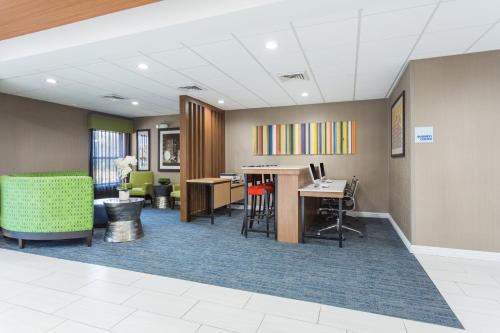 Holiday Inn Express - Plymouth