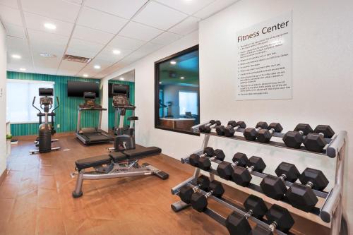 Holiday Inn Express Hotel & Suites Cleveland-Richfield an IHG Hotel - image 3