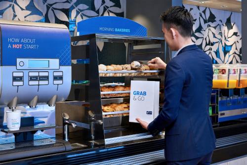 Holiday Inn Express Singapore Katong by IHG